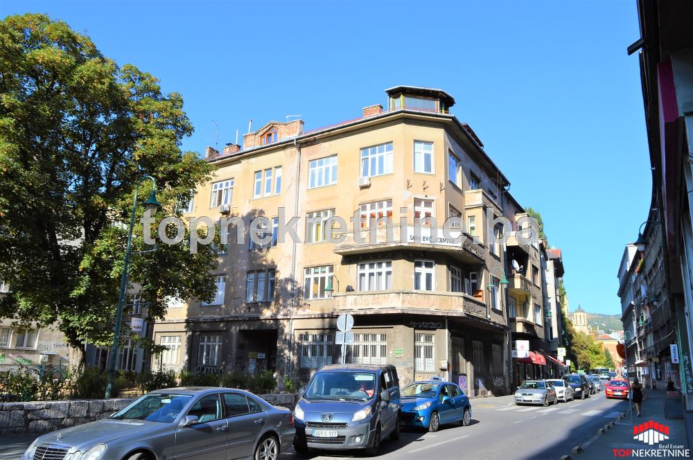 Fully renovated apartment with 85 SqM in the city center