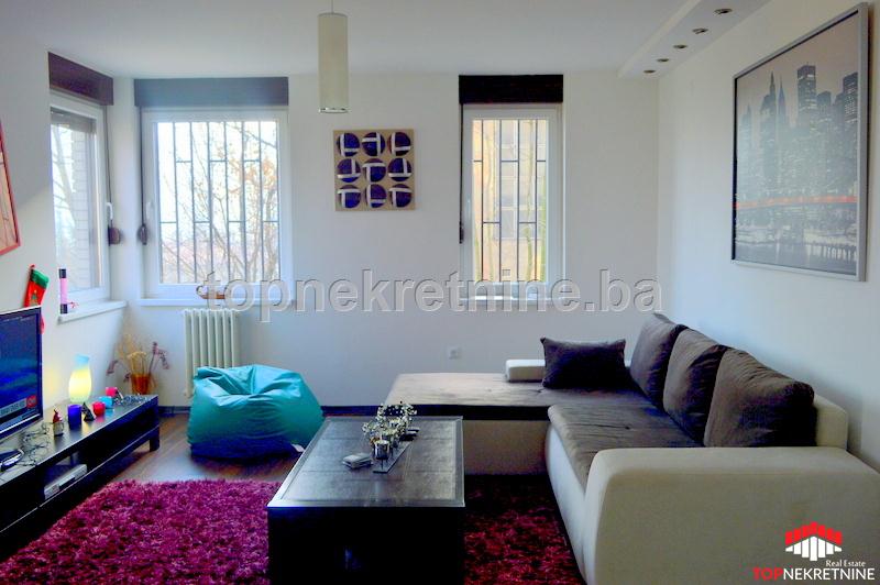 Renovated apartment with a beautiful panoramic view of the city, Odobasina Street
