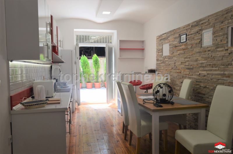 Fully renovated apartment with 76 SqM with a garden, Gabelina, Center