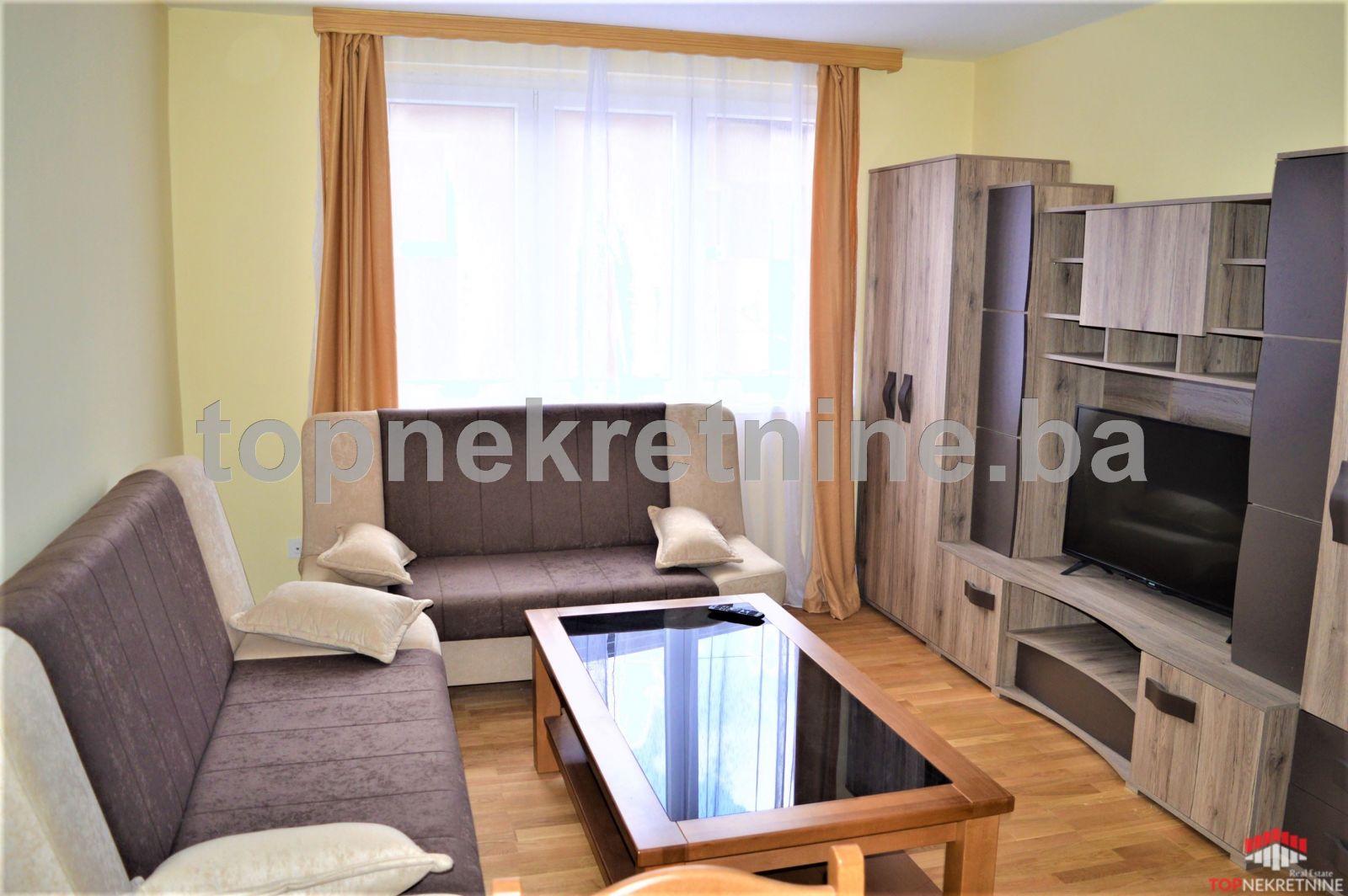 Renoviran, namješten, dvosoban stan od 53m2, Bistrik