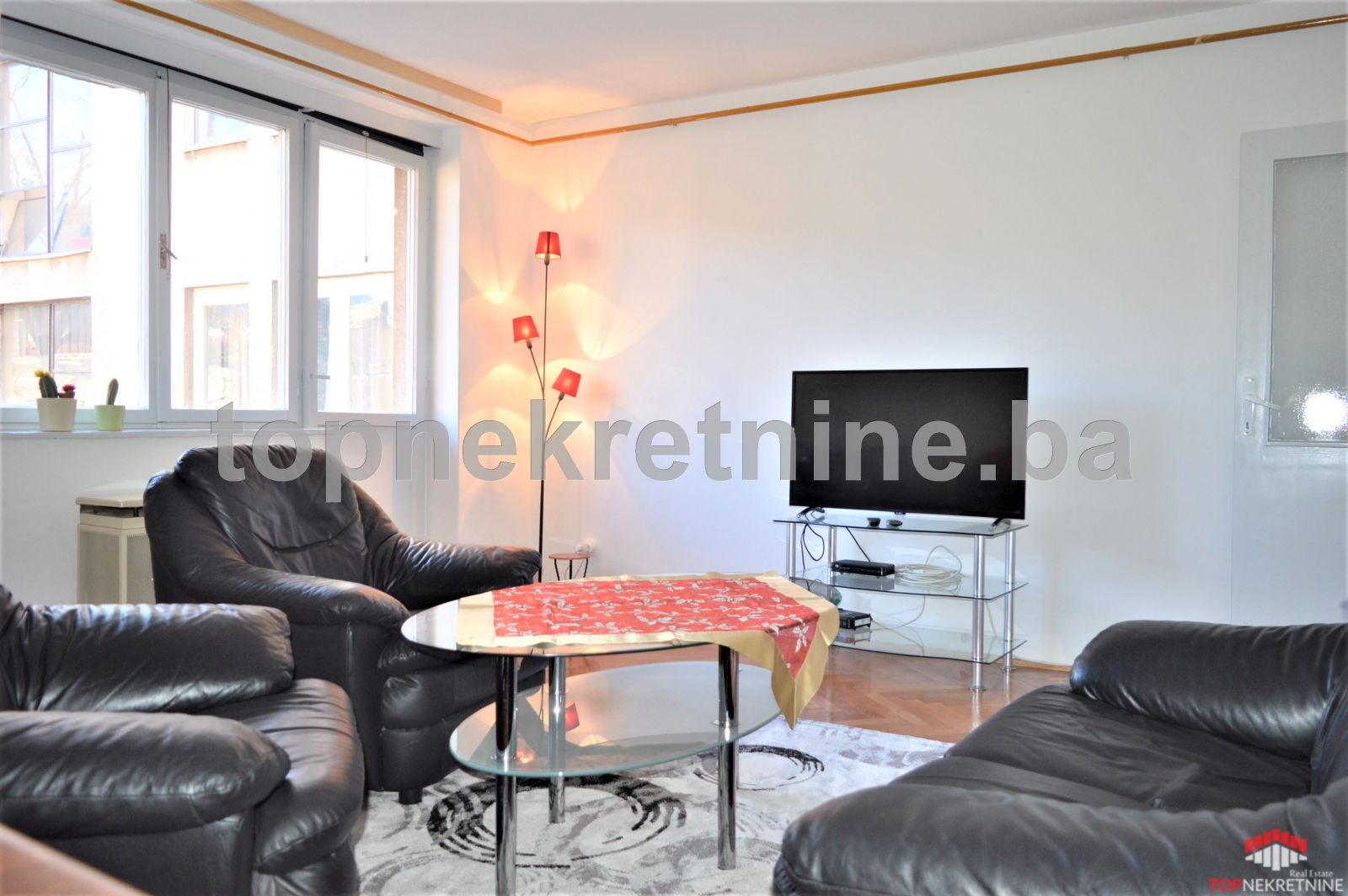 Furnished 2BDR apartment with 72 SqM, wth two balkonies in the city center