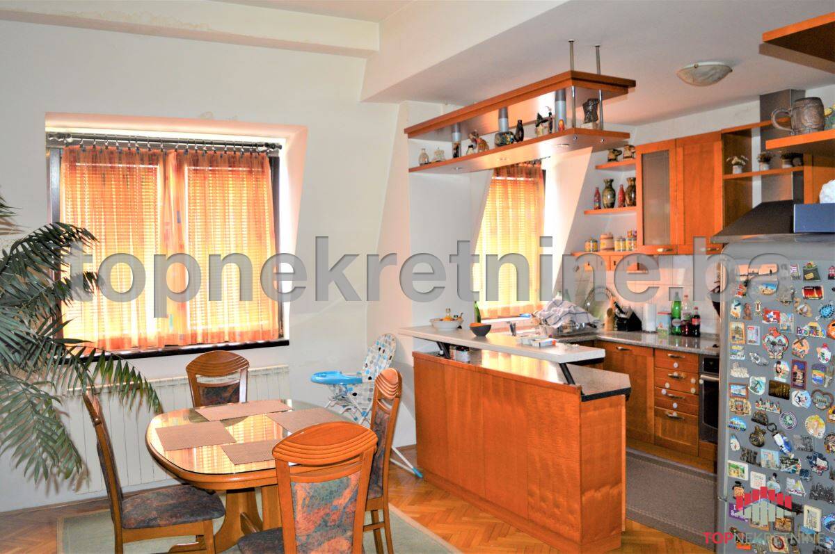3BDR apartment with 94 SqM with a balcony, and one car garage space, Ilidza