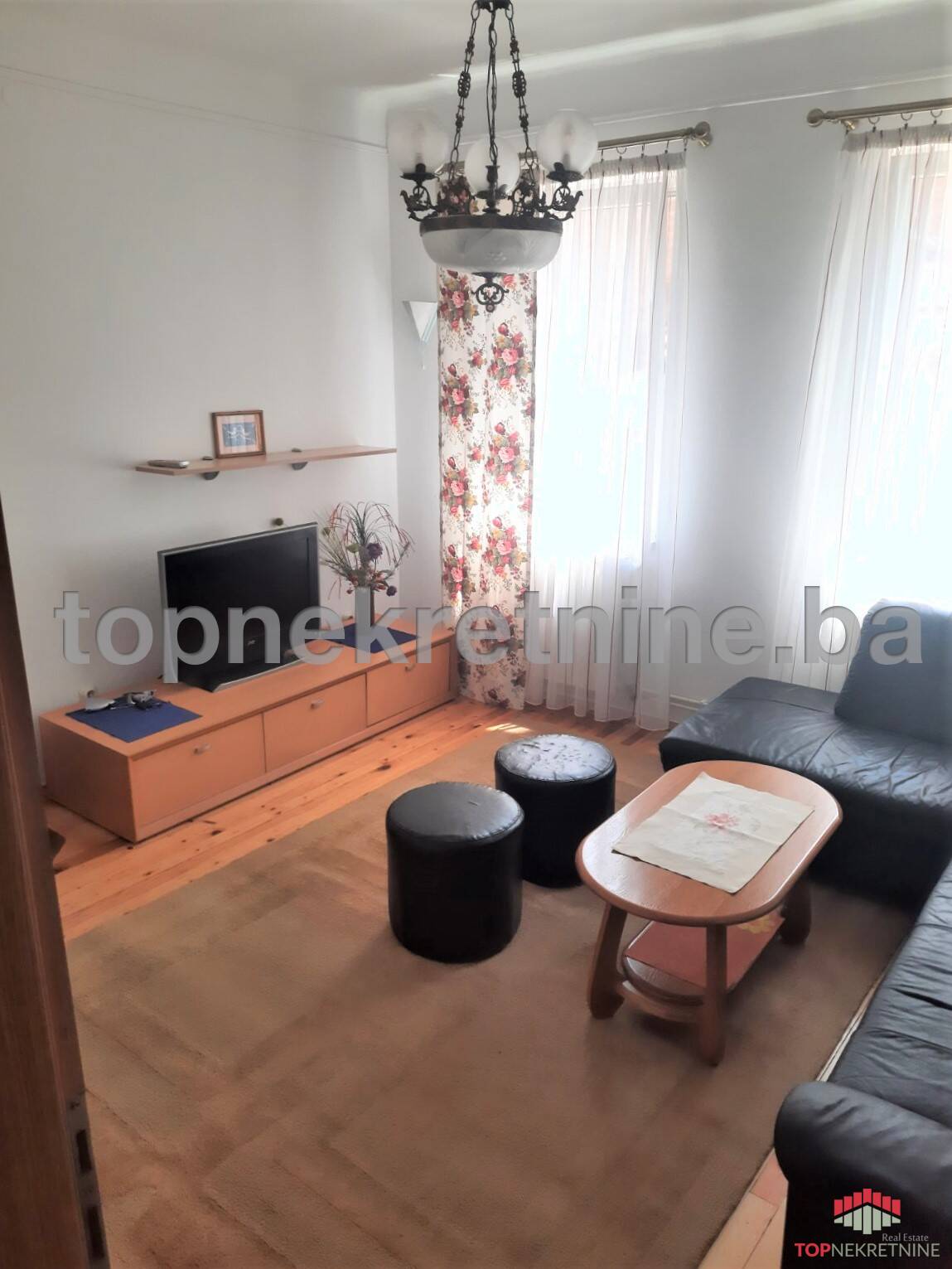 Furnished 1BDR apartment with 43 SqM in the heart of the Old town