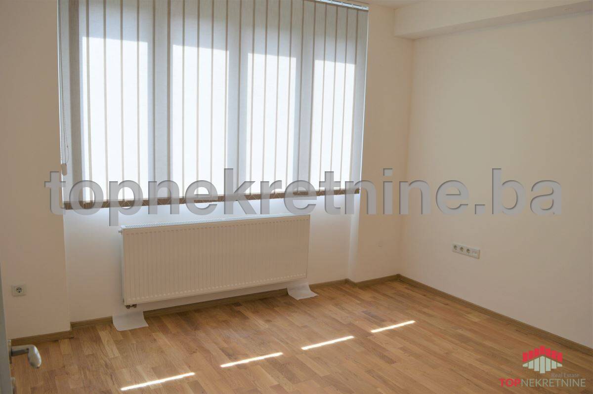 Unfurnished 1Bdr apartment with 42-SqM in the center, Čobanija